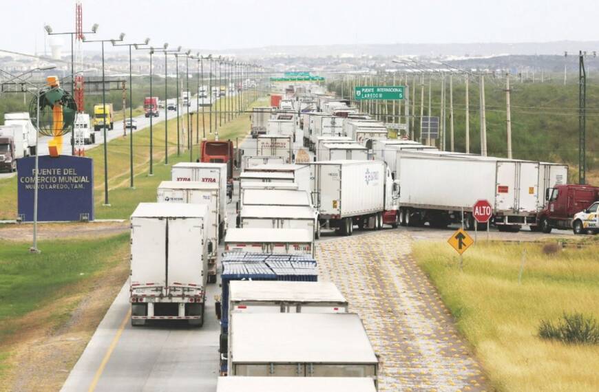 El alcalde de Laredo se dice preocupado por la caída del Sistema Aduanero en México