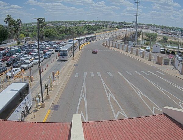 Mueven las barreras de concreto para facilitar flujo en el Puente Juárez-Lincoln