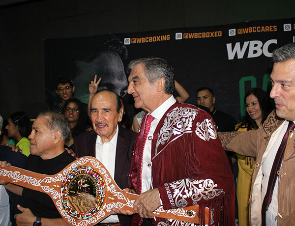 En conmemoración de los 200 años del estado presentan el Cinturón Tamaulipas WBC