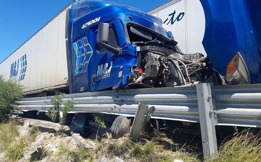 Accidente en la Carretera Nacional deja a un trailero gravemente herido