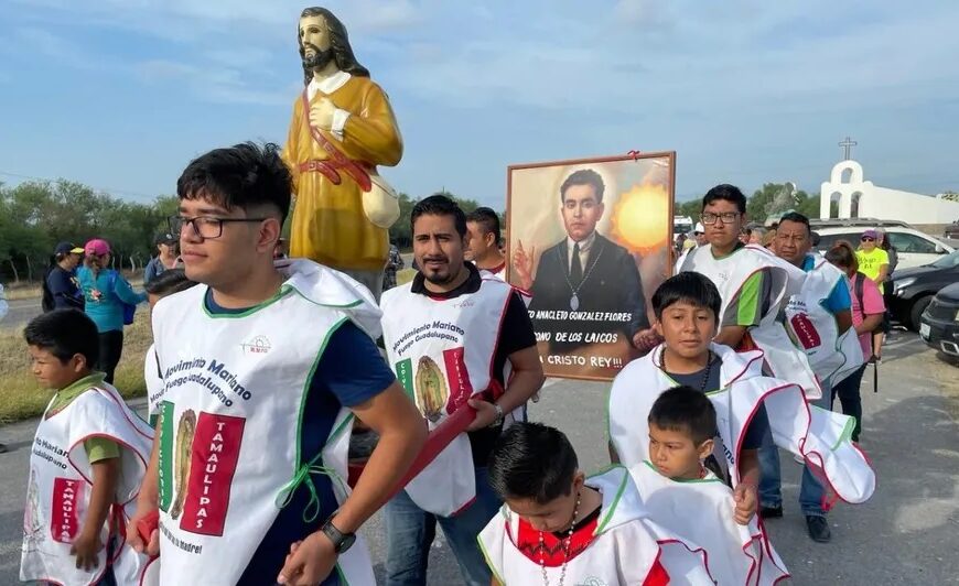 Fieles realizan peregrinación a la Presa Vicente Guerrero; piden por agua en Tamaulipas