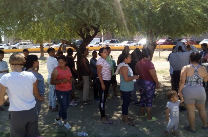 Ya solo quedan menos de 29 extranjeros en el campamento migrante del parque Morelos