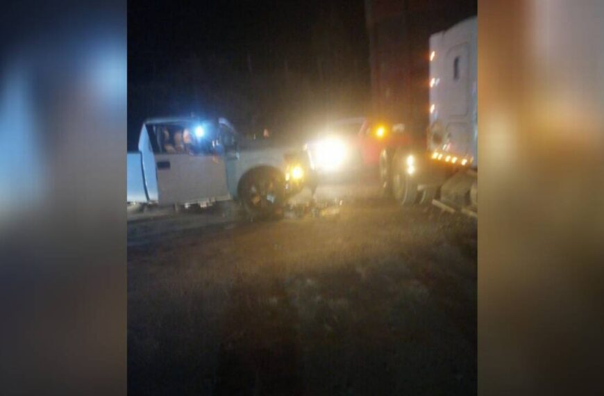 Choque múltiple en carretera Culiacán-Eldorado deja tres heridos