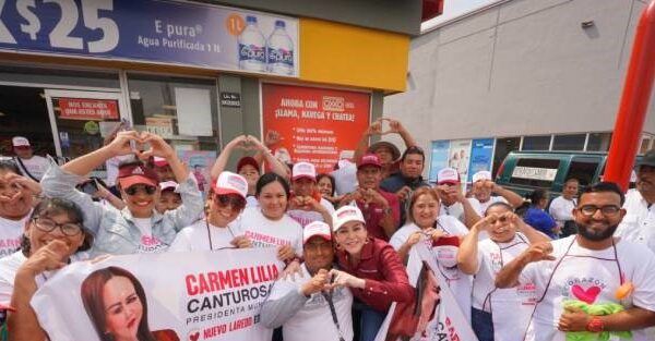 Respaldan más de 1,500 ciudadanos a Carmen Lilia en megapegoteo