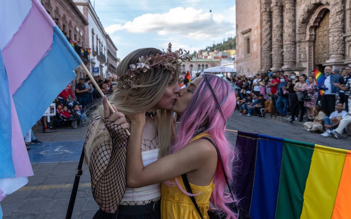 Más de 50 países aún castigan las relaciones homosexuales:…