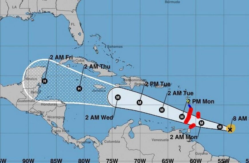 Beryl se ha intensificado a huracán…