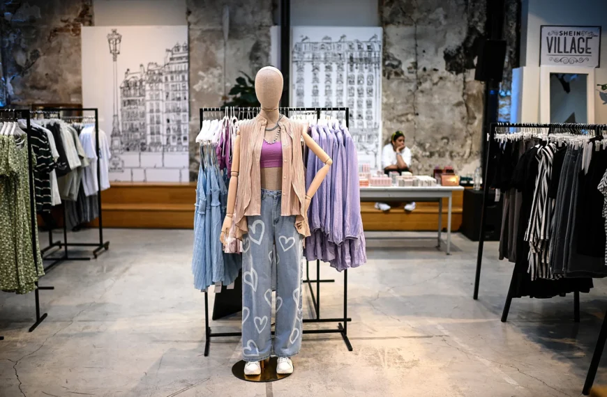 Avanza en Francia un proyecto de ley que penaliza la “fast fashion” de empresas como Shein