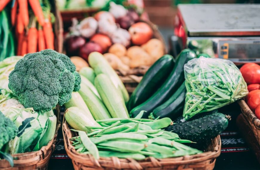 ¿Toca apretarse el cinturón? Lista de verduras que subieron de precio en México