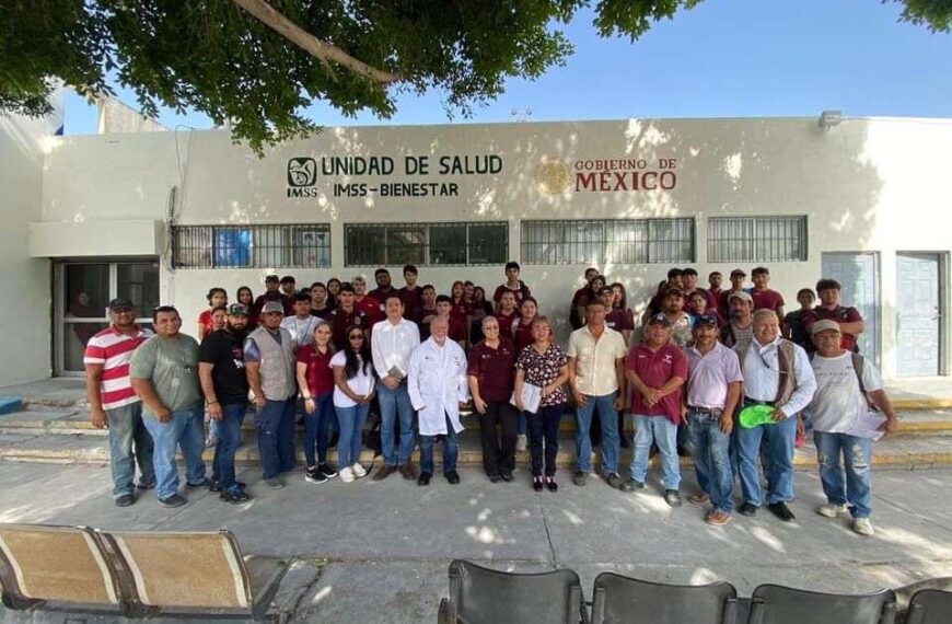 Acaban enfermeros servicio social en el Hospital General