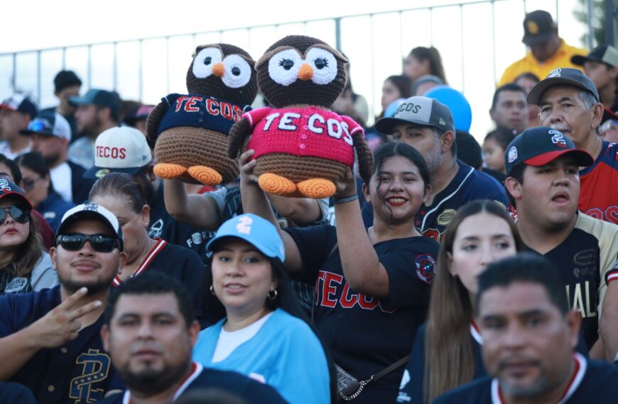 Festejan neolaredenses 176 aniversario con juego conmemorativo de Los Tecolotes