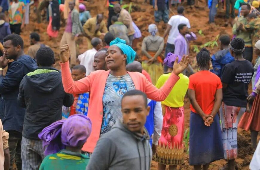 Tragedia en Etiopía: Lodo sepulta a niños y mujeres; hay al menos 50 muertos