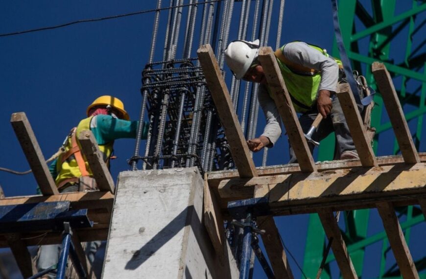 ¿Es culpa del Tren Maya? Reportan déficit de 5 mil trabajadores para obras de construcción en Yucatán