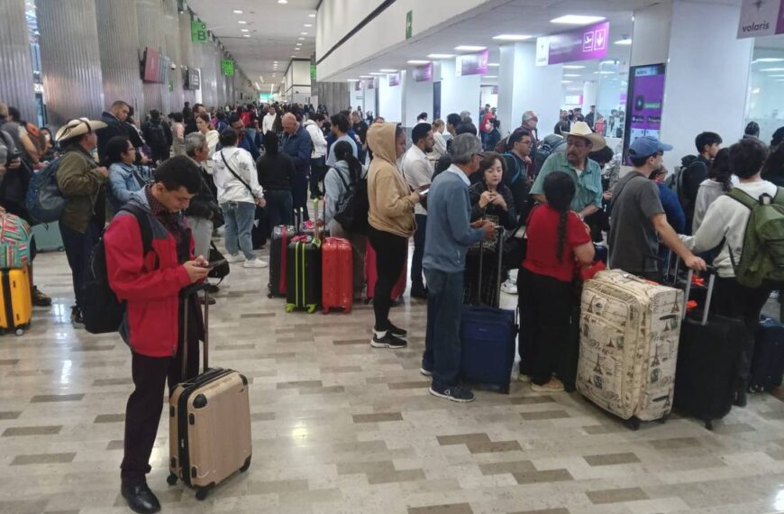 Aerolíneas en México reportan afectaciones tras apagón global de Microsoft