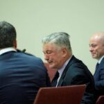 Justicia de EU desestima el caso contra Alec Baldwin por homicidio involuntario