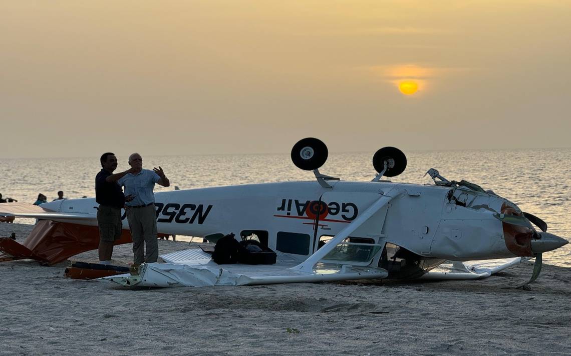 Cae avioneta en playa de Ciudad del Carmen, Campeche; hay dos lesionados