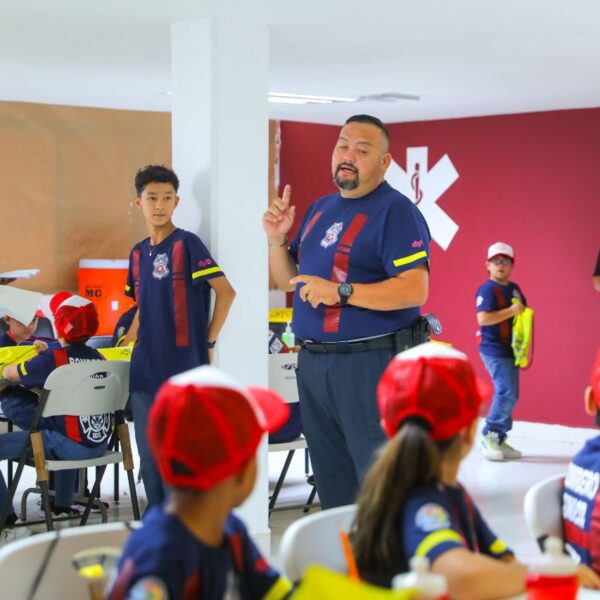 Invita el gobierno municipal a niños de 6 a 12 años a participar en el campamento Bombero Kid; quedan lugares disponibles