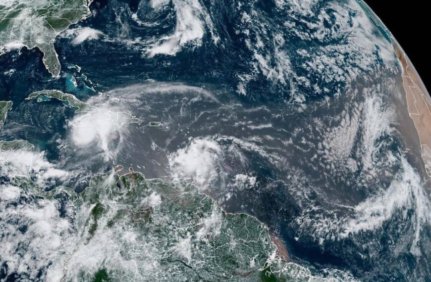 PC pronostica que Beryl entre a México como un huracán de categoría 1