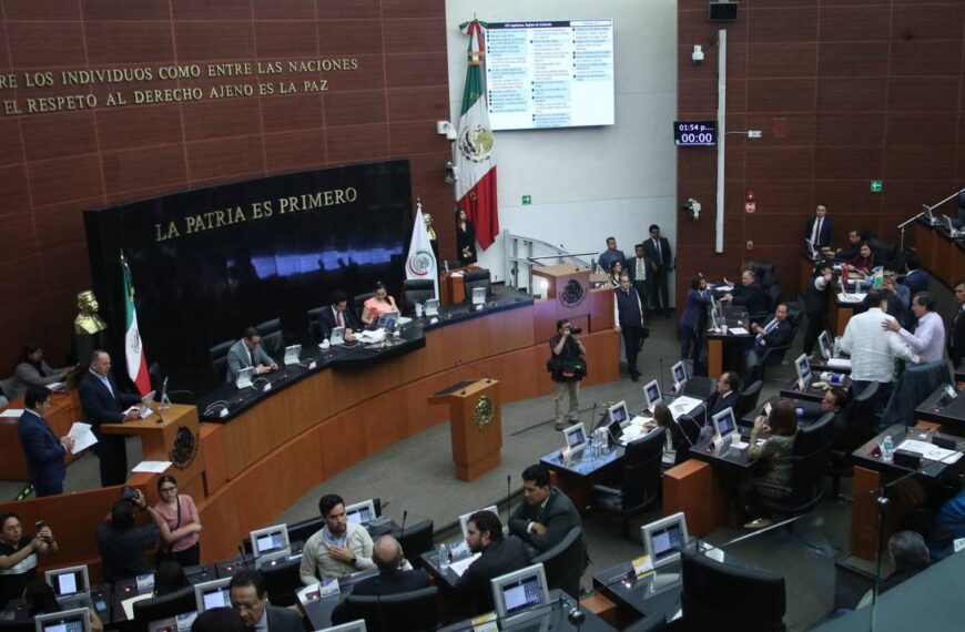 Diputados y senadores plurinominales: cómo se reparten los escaños en México
