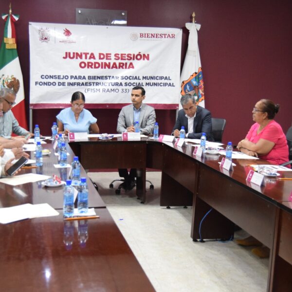 Crea el gobierno municipal comités de vigilancia ciudadana para obras de ramo 33