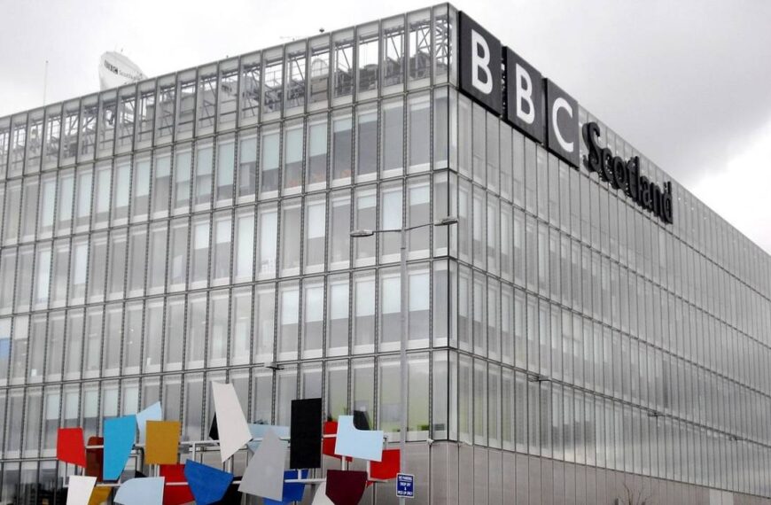 Cadena BBC reducirá 500 puestos en los próximos dos años