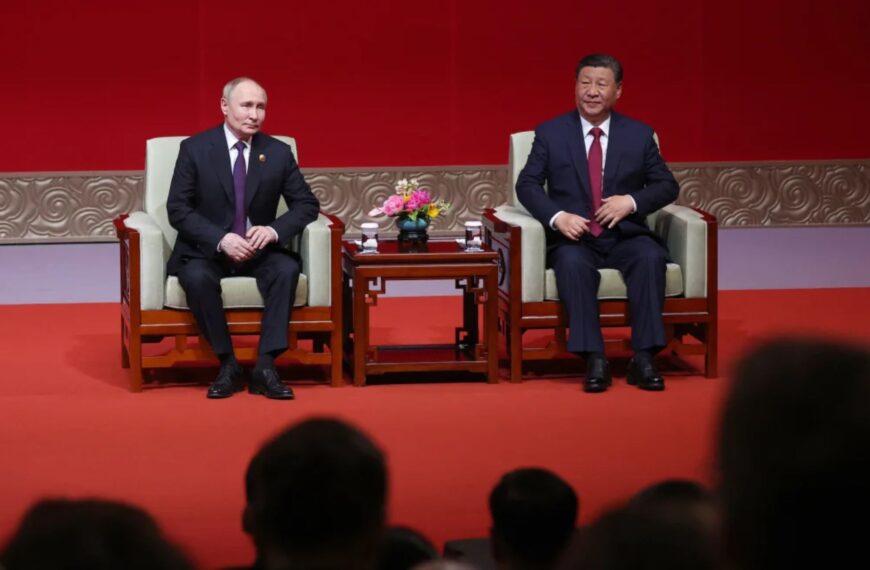 Un club liderado por Xi Jinpin y Vladimir Putin para hacer contrapeso a EE.UU. añade un miembro incondicionalmente prorruso