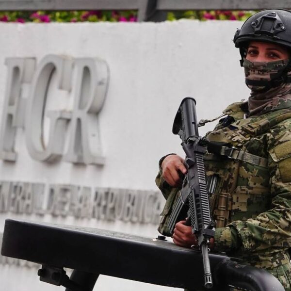 FGR extradita a Estados Unidos a presunto operador financiero del “Chapito”