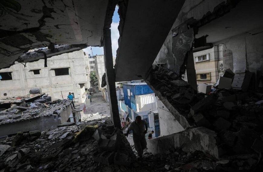 Al menos 16 muertos en ataque israelí a una escuela de UNRWA en Nuseirat, centro de Gaza