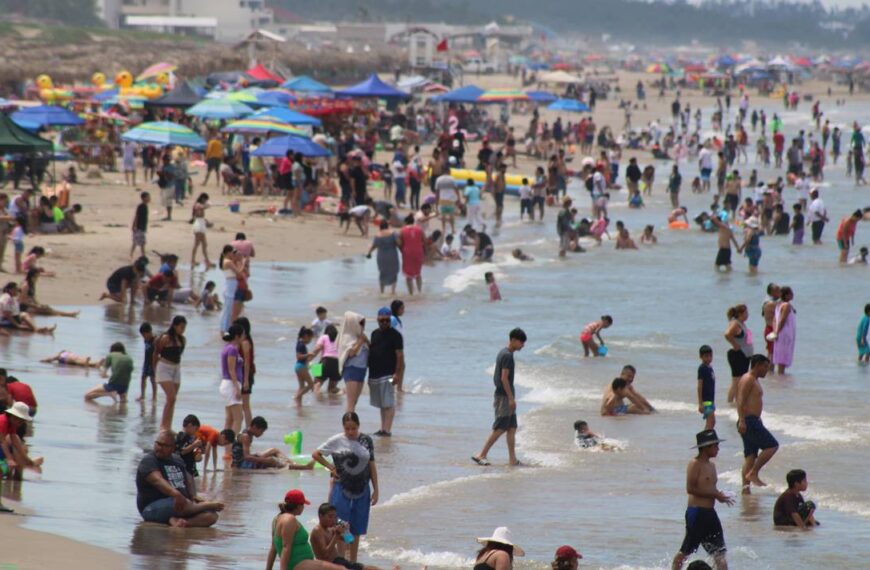 Recomendaciones de seguridad para los visitantes de Playa Miramar este verano