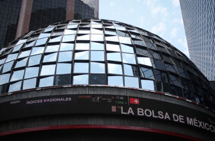 Bolsa Mexicana de Valores avanza ‘de panzazo’, mientras Wall Street celebra el 4 de julio