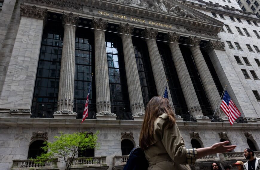 Wall Street gana en la espera de la decisión de la Fed: Nasdaq suma 0.63%