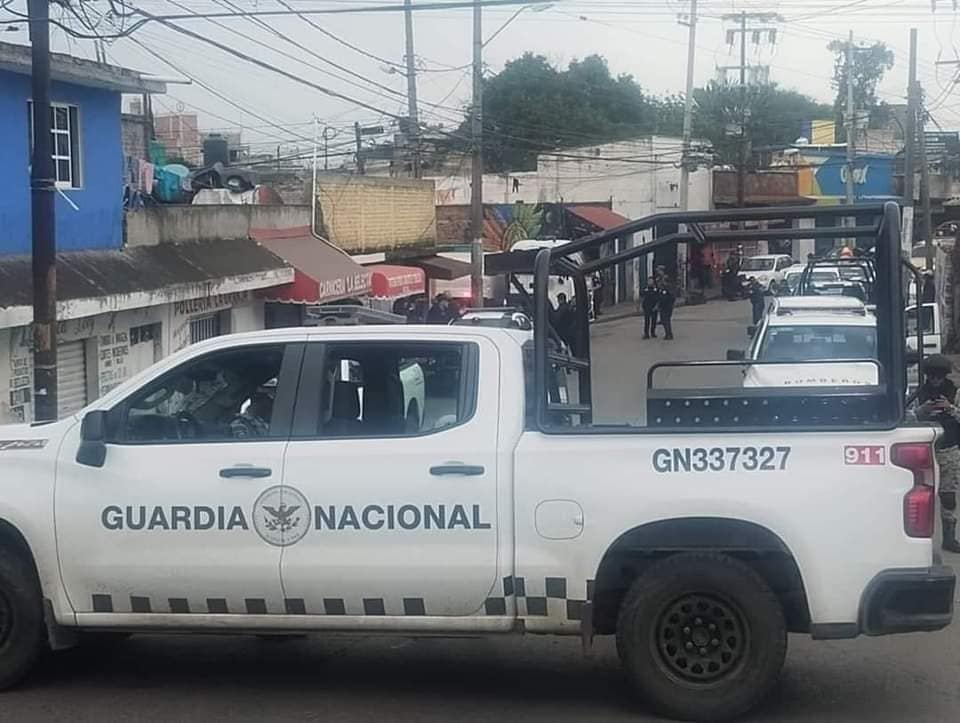 Reportan fuga de gas en una toma clandestina en Tenayuca; habría tres fallecidos