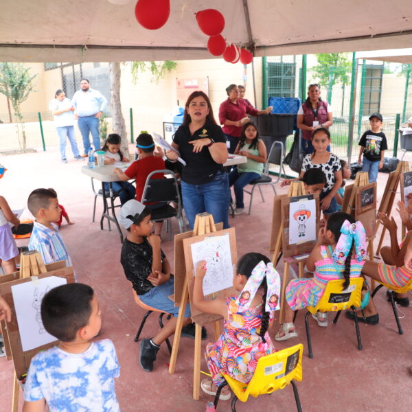 Se divierten niños y adultos con Tarde Social…