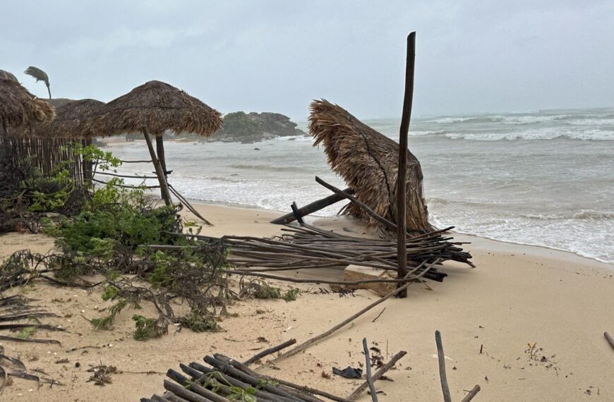 Tras su entrada a México, ‘Beryl’ se degrada a huracán de categoría uno