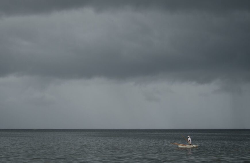 Yucatán activa alerta amarilla por huracán “Beryl”; suspenden actividades