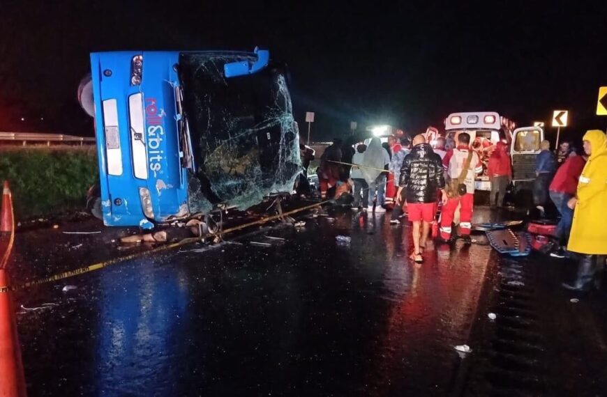 ¿Qué pasó en la autopista Salamanca-León? Reportan 2 muertos por fuerte accidente