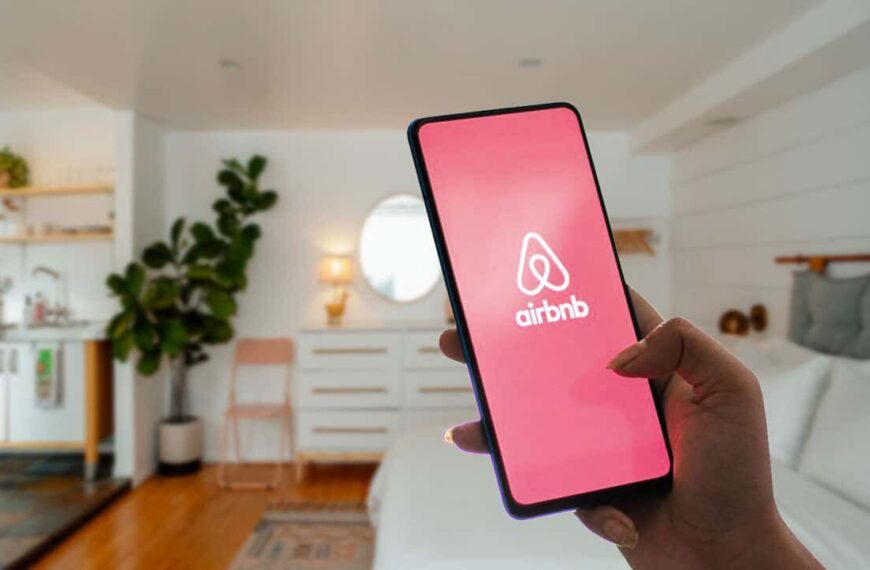 ¿Viajas con Airbnb? App planea que huespedes puedan contratar chef, limpiador y hasta masajista