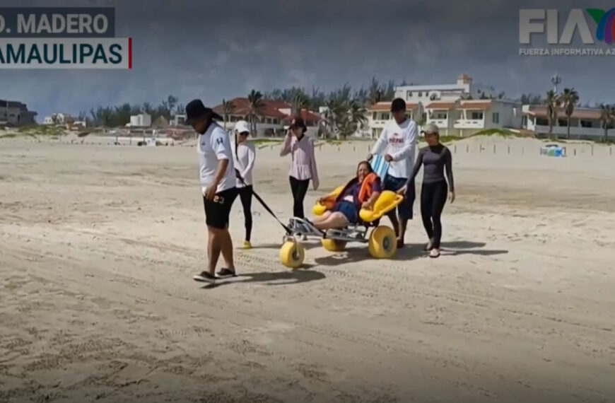 ¡Cumplen su sueño! Abuelitos conocen por primera vez la playa en Ciudad Madero