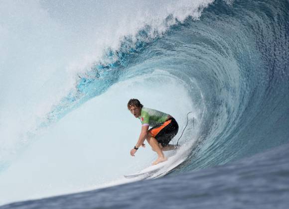 ¡Debut soñado de México en el surf! Alan Cleland Jr. avanza a la siguiente fase en París 2024