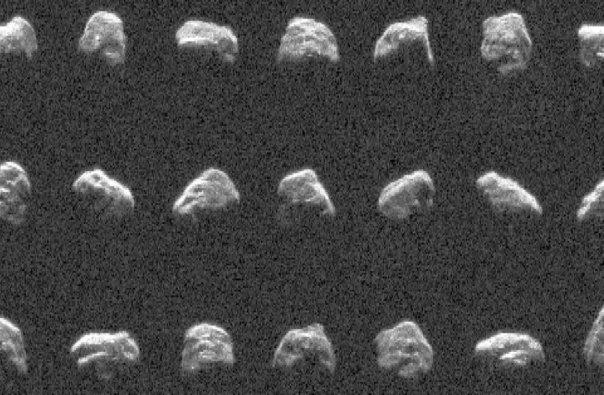 Nuevas imágenes revelan que un asteroide que acaba de pasar zumbando junto a la Tierra tiene una compañera inesperada