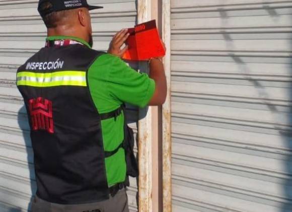 Clausuran restaurante en Torreón por irregularidades en su funcionamiento