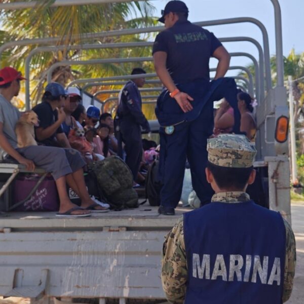 ¡La Marina se prepara para el huracán Beryl! Comienzan evacuaciones en zonas de riesgo