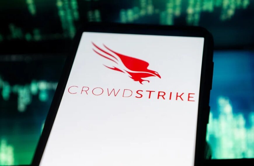 ¿Qué es Crowdstrike, la empresa responsable del apagón global?