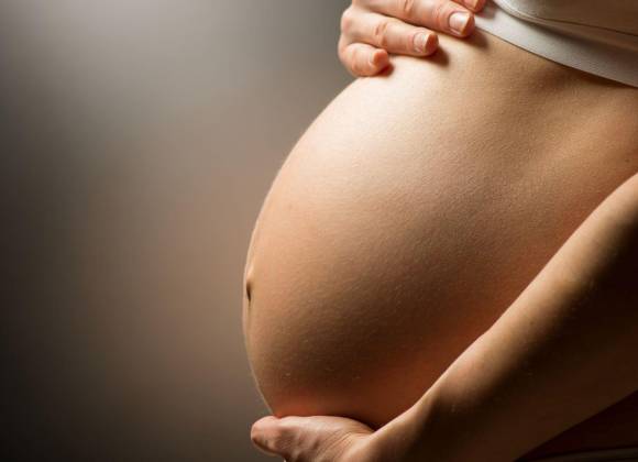 Solicitan a sector salud de Coahuila brindar atención psicológica a mujeres durante el embarazo y después del parto
