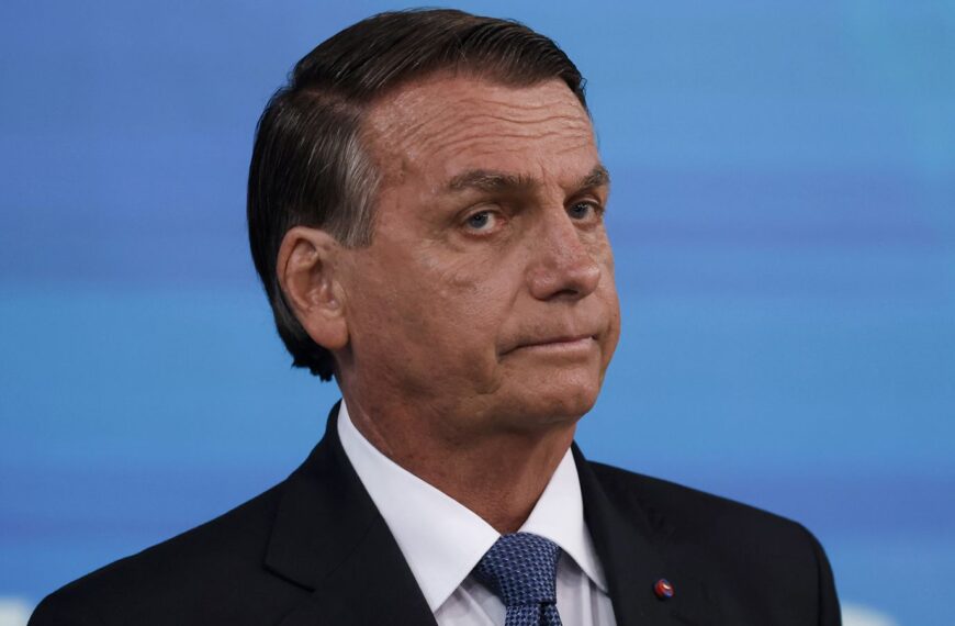 La Policía de Brasil acusa al expresidente Jair Bolsonaro por la presunta venta indebida de joyas que regaló Arabia Saudita al Gobierno del país