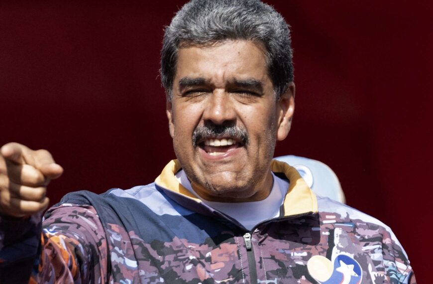 El CNE proclama como ganador a Nicolás Maduro