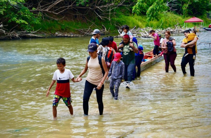 Hallan 10 cuerpos de migrantes que murieron ahogados en Panamá