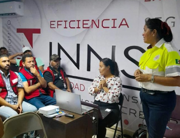 Tránsito Municipal imparte educación vial a empleados de…