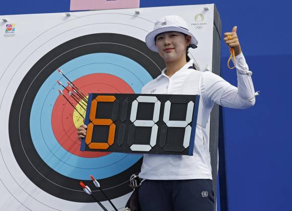 ¡Llega el primer récord a París 2024! Lim Sihyeon impone marca mundial y olímpica en tiro con arco femenil