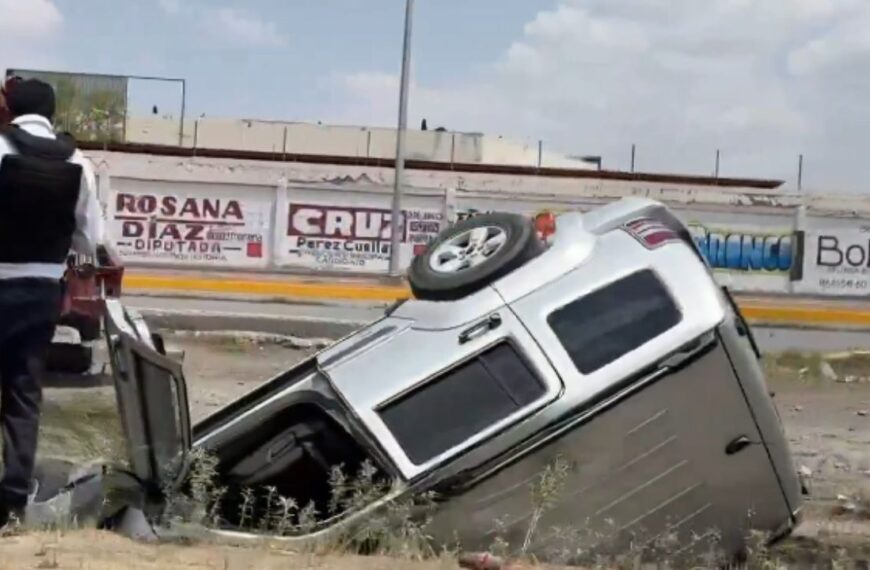 Mujer embarazada cae en canal de aguas tras accidente en Ciudad Juárez (VIDEO)