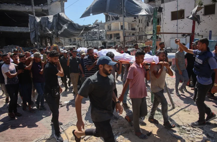 Más de 320 palestinos muertos o heridos en 48 horas en Gaza, según oficina de Gobierno